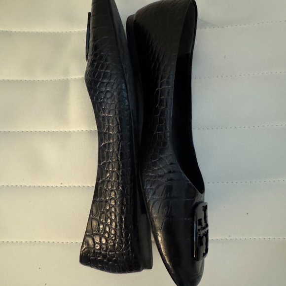 Tory Burch black croc square toed flats - Picture 4 of 5
